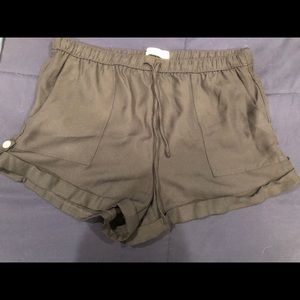 Abercrombie & Fitch flowy shorts